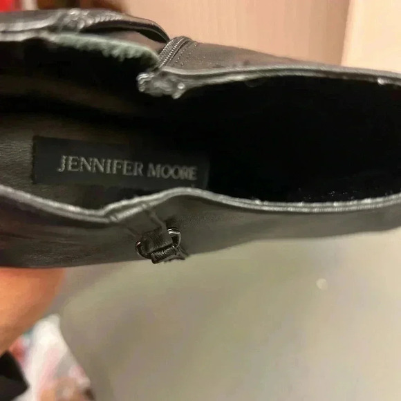 Jennifer Moore Black Leather Ankle Boots Sz 8.5  Pre-loved - Picture 8 of 10